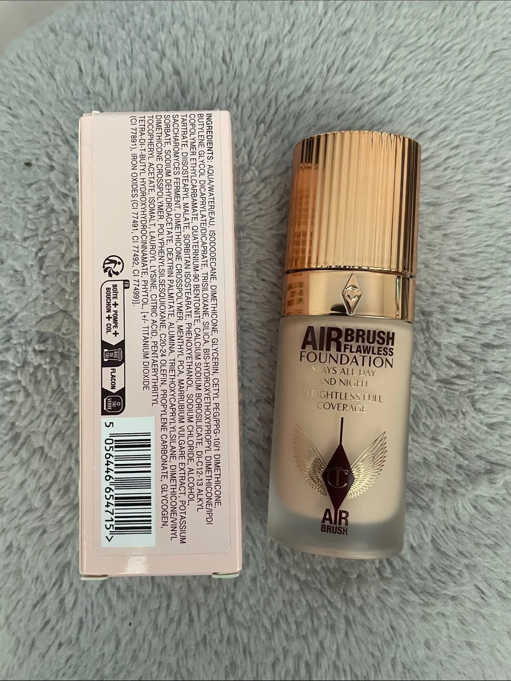 Charlotte Tilbury Airbrush Flawless Foundation — Beige with Gold Cap